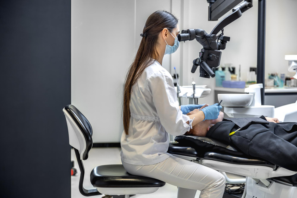 Bonding zębów, a przebarwienia – czy ukryje plamy?