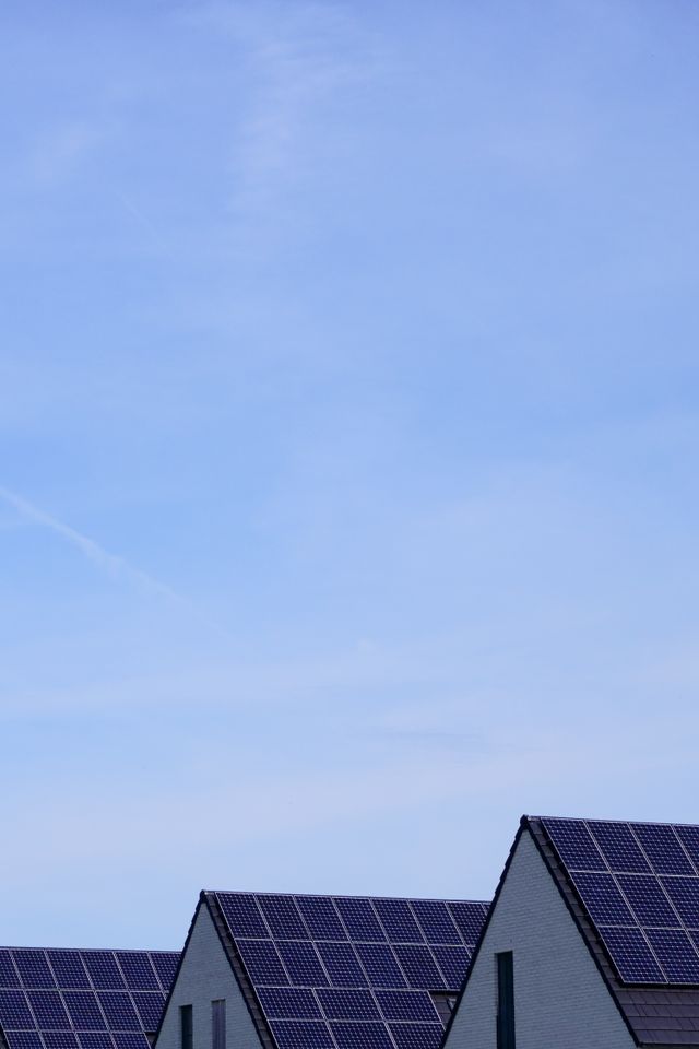 Czy każdy dach domu nadaje się pod instalację fotowoltaiczną?